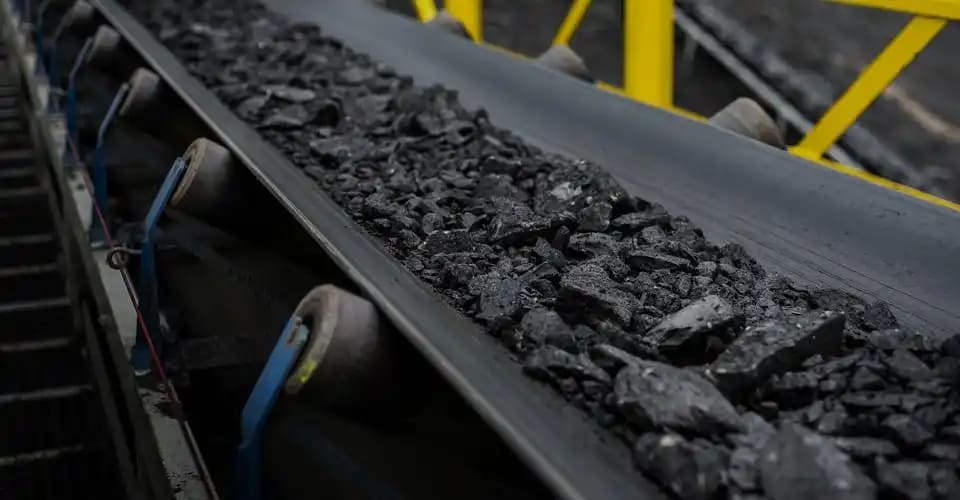 How Does a Rubber Mining Belt Make Coal Mines Efficient-1